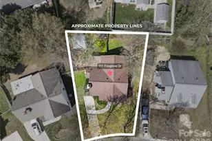 111 Foxglove Dr, Mooresville, NC 28115 - Photo 2