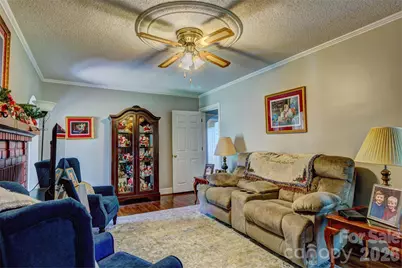 328 S Pink Street, Cherryville, NC 28021 - Photo 4