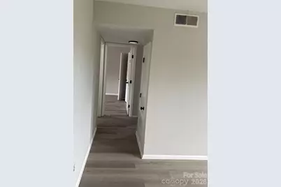 2607 Cedarhurst Drive, Charlotte, NC 28269 - Photo 8