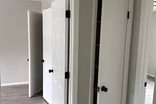 2607 Cedarhurst Dr, Charlotte, NC 28269 - Photo 10