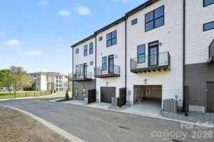 2716 Respite Ln, Charlotte, NC 28273 - Photo 2