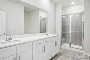 2067 Sunflower Cir, Newton, NC 28658 - Photo 12