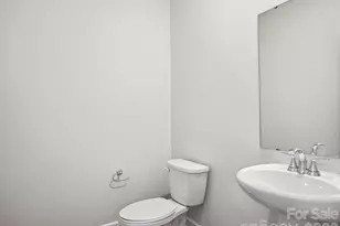 2067 Sunflower Cir, Newton, NC 28658 - Photo 8