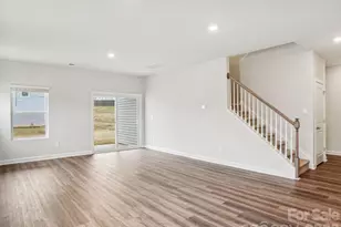 2067 Sunflower Cir, Newton, NC 28658 - Photo 2