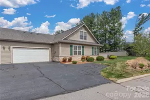 93 Outlook Cir, Swannanoa, NC 28778 - Photo 2