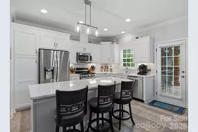 2235 Picnic Drive, Newton, NC 28658 - Photo 4