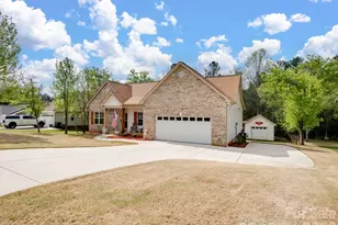 2235 Picnic Dr, Newton, NC 28658 - Photo 36