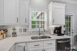 2235 Picnic Dr, Newton, NC 28658 - Photo 12