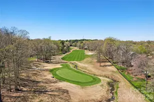 6624 Fairway Point Dr, Charlotte, NC 28269 - Photo 44