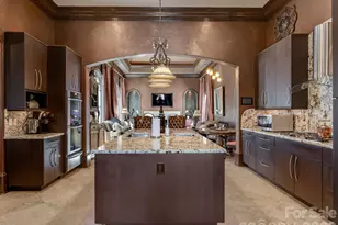 8524 Winged Bourne Rd, Charlotte, NC 28210 - Photo 14