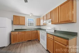 828 Cline Ave SW, Valdese, NC 28690 - Photo 8