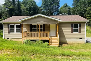 204 Oscelake Way, Hendersonville, NC 28739 - Photo 2