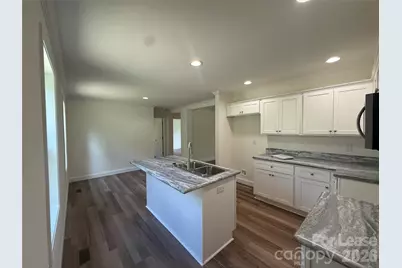 204 Oscelake Way, Hendersonville, NC 28739 - Photo 16