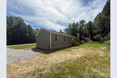 204 Oscelake Way, Hendersonville, NC 28739 - Photo 8