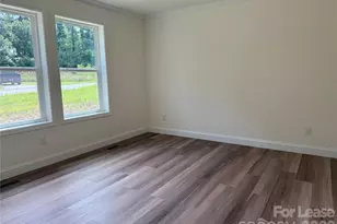 204 Oscelake Way, Hendersonville, NC 28739 - Photo 26