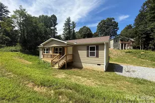 204 Oscelake Way, Hendersonville, NC 28739 - Photo 6