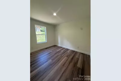 204 Oscelake Way, Hendersonville, NC 28739 - Photo 22