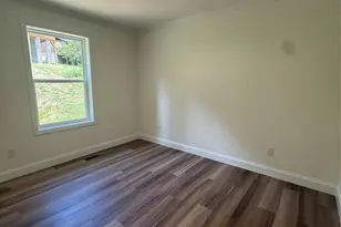 204 Oscelake Way, Hendersonville, NC 28739 - Photo 22