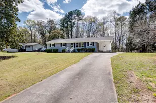 1309 Crestfield Dr, Lancaster, SC 29720 - Photo 2