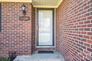 1606 Davis Park Rd, Gastonia, NC 28052 - Photo 6