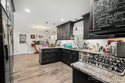 4405 Steepleton Way, Charlotte, NC 28215 - Photo 14