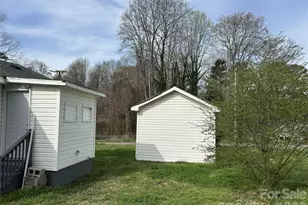 1716 Pope Ave, Gastonia, NC 28052 - Photo 6