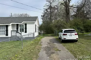 1716 Pope Ave, Gastonia, NC 28052 - Photo 2