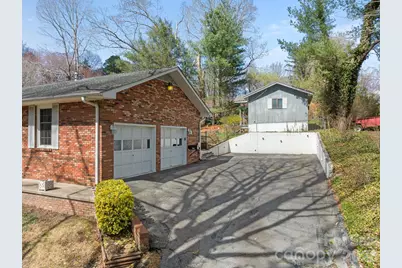 3124 Primrose Drive #10, Hendersonville, NC 28792 - Photo 36