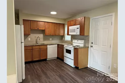 2345 Carmine Street #4, Charlotte, NC 28206 - Photo 6