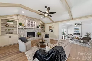 913 Kelly Rd, Mount Holly, NC 28120 - Photo 16