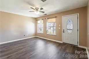 689 Lynville Ln, Rock Hill, SC 29730 - Photo 4