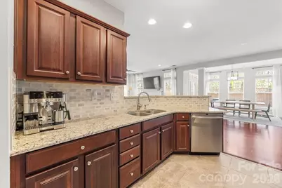 2301 Whitford Lane, Charlotte, NC 28210 - Photo 4