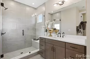 13009 Lucy Pk Ln, Charlotte, NC 28277 - Photo 24