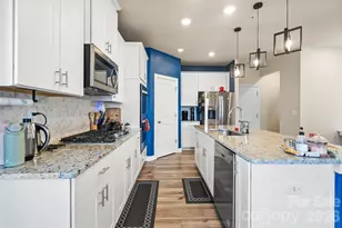 613 Cedar Knoll Cir, Pineville, NC 28134 - Photo 8