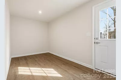 7024 Capstan Terrace, Charlotte, NC 28269 - Photo 4