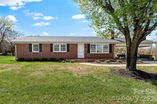 612 E Main St, Boonville, NC 27011 - Photo 1