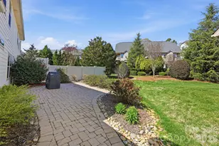 175 Aztec Cir, Mooresville, NC 28117 - Photo 2