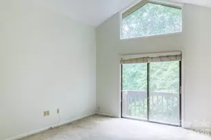 17 Knoll Dr, Columbus, NC 28722 - Photo 6