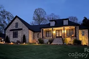 302 Forest Bay Ct, Belmont, NC 28012 - Photo 1