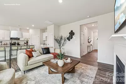 2082 10th Street SE, Hickory, NC 28602 - Photo 4