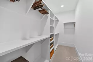 2815 Hillside Springs Dr, Charlotte, NC 28209 - Photo 30