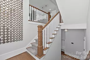 2815 Hillside Springs Dr, Charlotte, NC 28209 - Photo 4