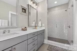 2815 Hillside Springs Dr, Charlotte, NC 28209 - Photo 24