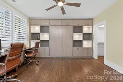 2815 Hillside Springs Drive, Charlotte, NC 28209 - Photo 34