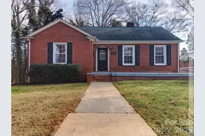 1106 8th Street NE, Hickory, NC 28601 - Photo 1