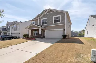 1504 Sunflower Field Pl, Stallings, NC 28104 - Photo 2