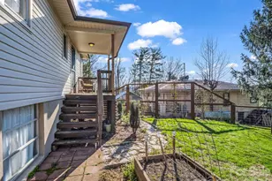 45 Capricorn Ln, Zirconia, NC 28790 - Photo 10