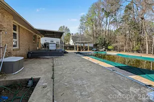 213 Lakeview Dr, Harrisburg, NC 28075 - Photo 28