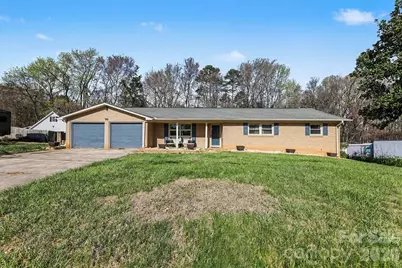 213 Lakeview Drive, Harrisburg, NC 28075 - Photo 1