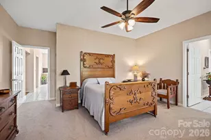 306 Croydon Dr, Hendersonville, NC 28791 - Photo 18